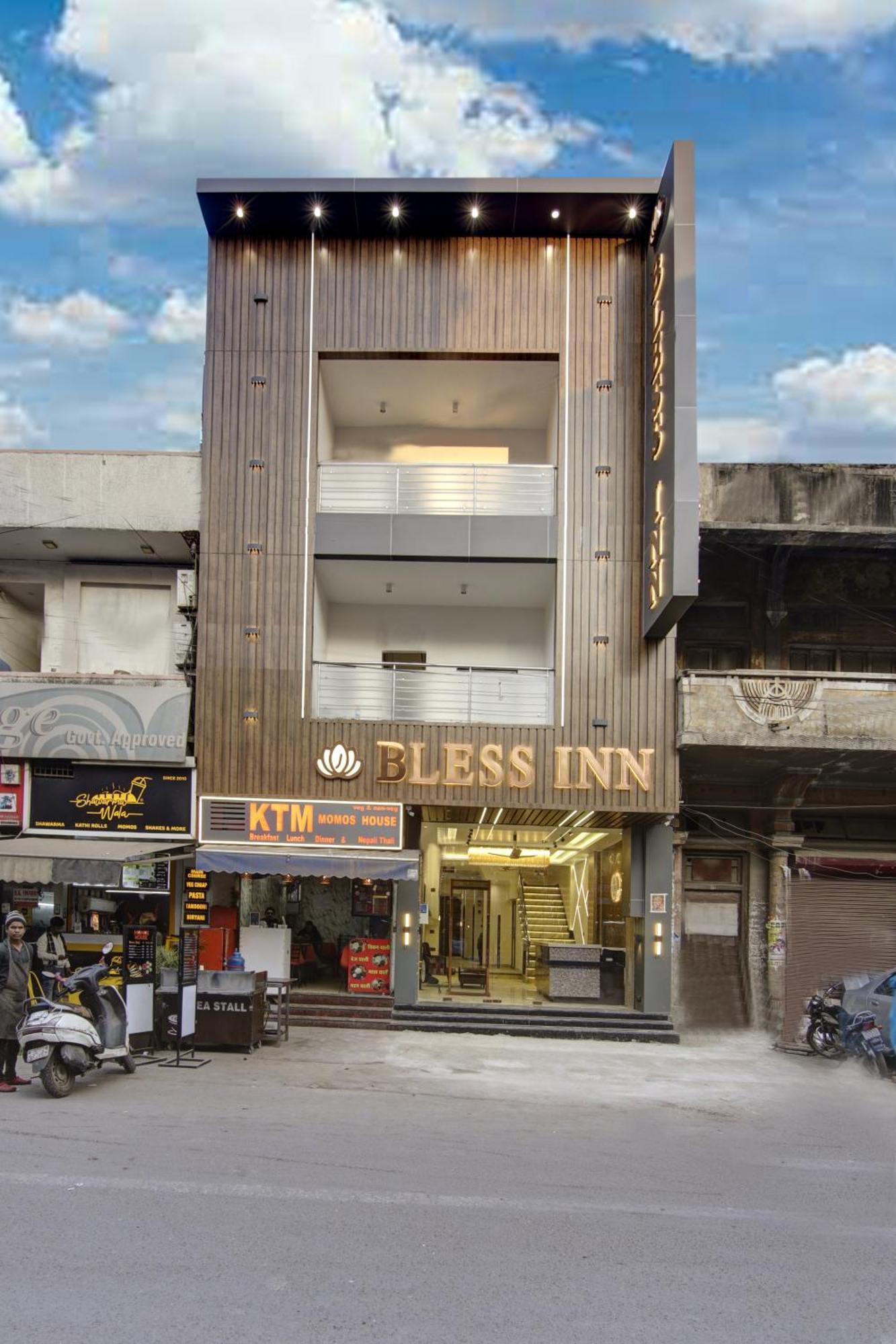 Bless Inn - Near Connaught Place New Delhi Exteriör bild